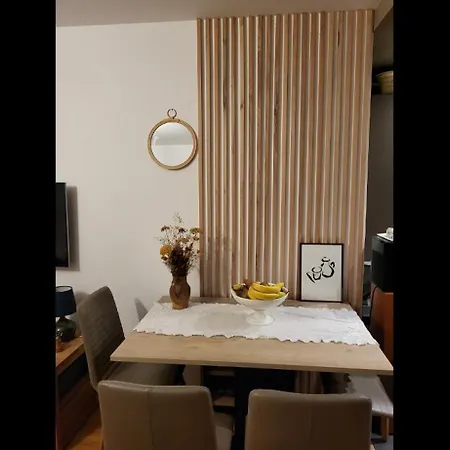 Apartment Excellent Totalement Renove Paris