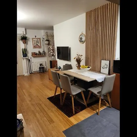 Excellent Totalement Renove Apartment