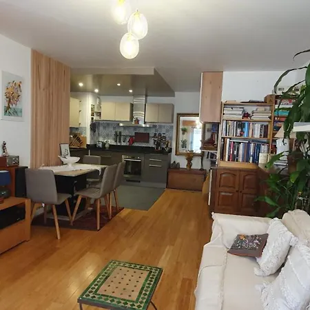 Excellent Totalement Renove *