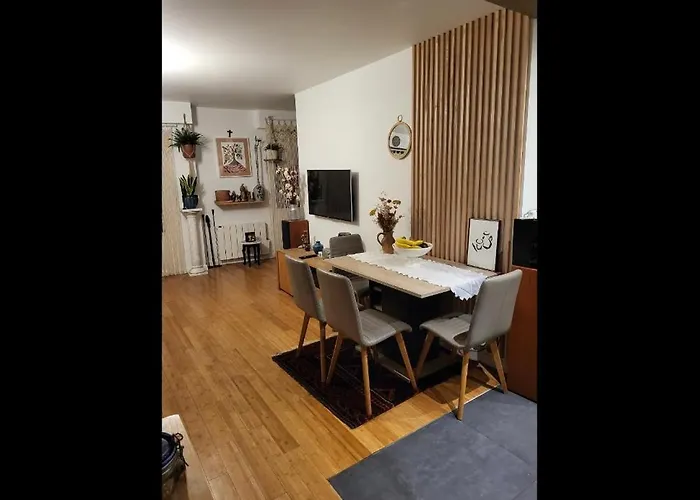 Excellent Totalement Renove Apartman